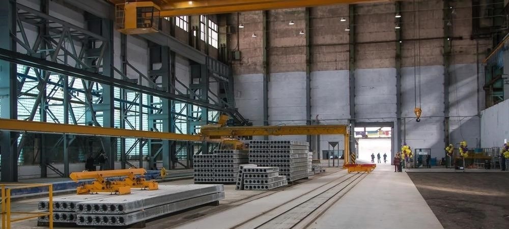 Процесс производства бетонных блоков на заводе JBI-4