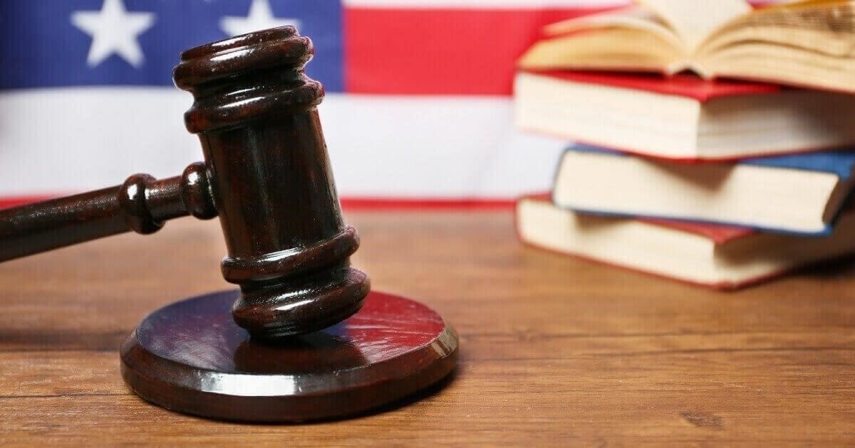 Путь к получению статуса адвоката в США
